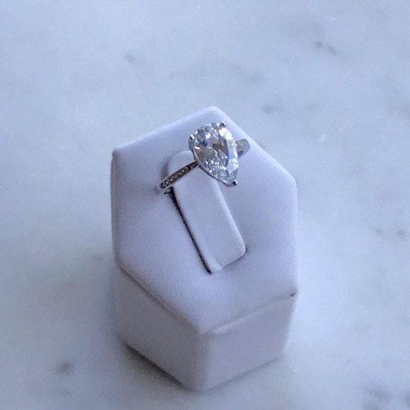 Sale $18 Firm! .925 Sterling Silver Teardrop Pear Cz Ring, sizes 4-12 - Picture 9 of 16